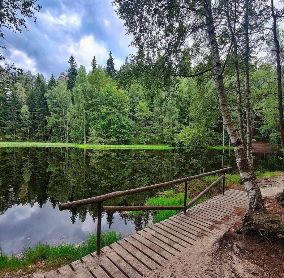 Chalupa Bisik Konuk evi Teplice nad Metují Dış mekan fotoğraf